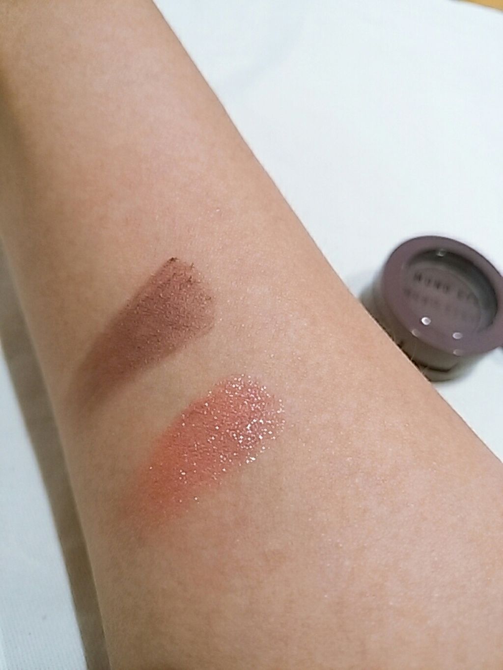 モノアイズ アイシャドウ/ARITAUM/単色アイシャドウを使ったクチコミ（3枚目）