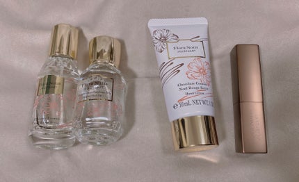 チョコレートコスモス ノエルルージュ オードパルファン & リペアヘアオイル/Flora Notis JILL STUART/その他キットセットを使ったクチコミ(2枚目)