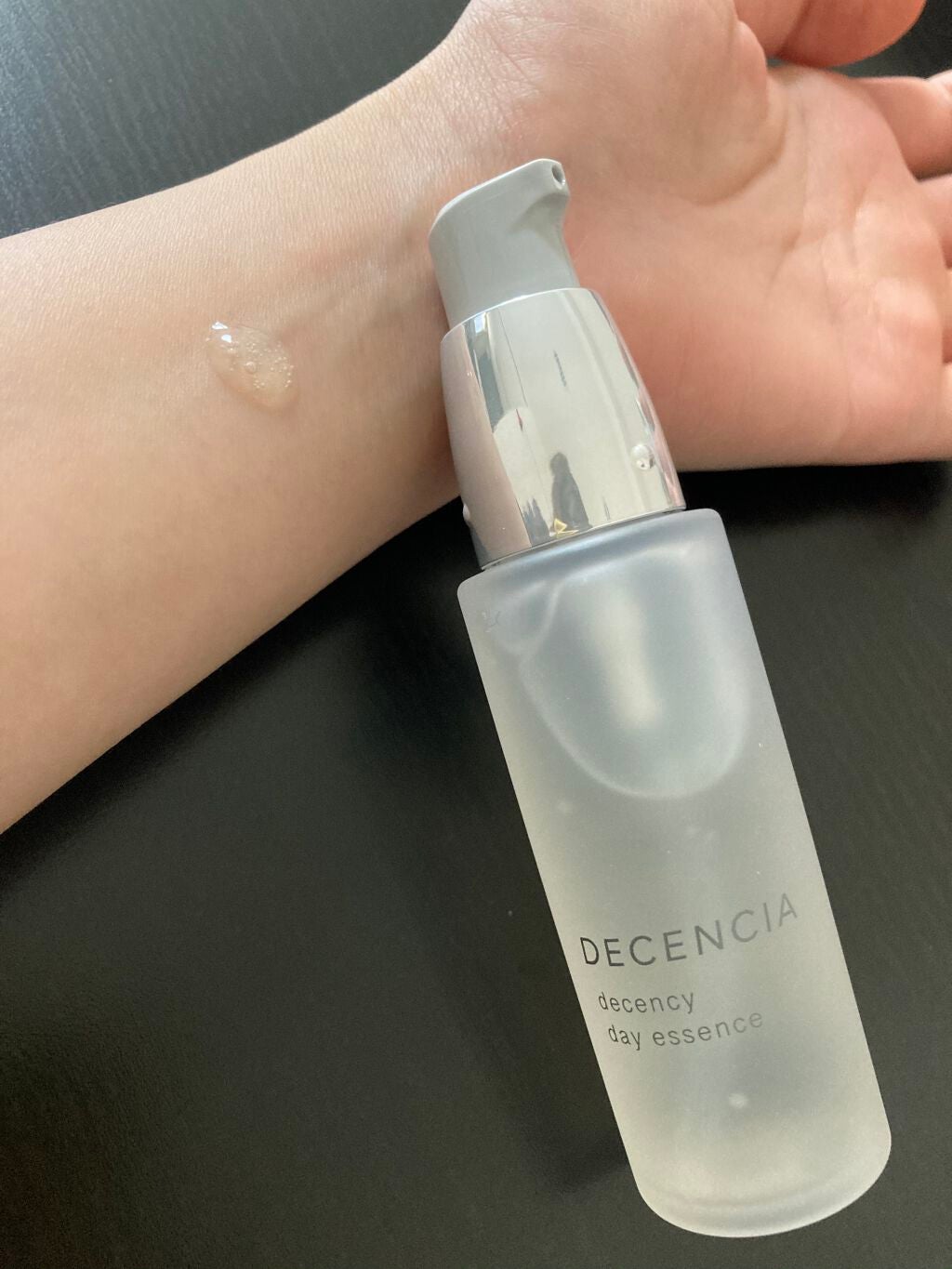 ディセンシー デイエッセンス/DECENCIA/美容液を使ったクチコミ(1枚目)