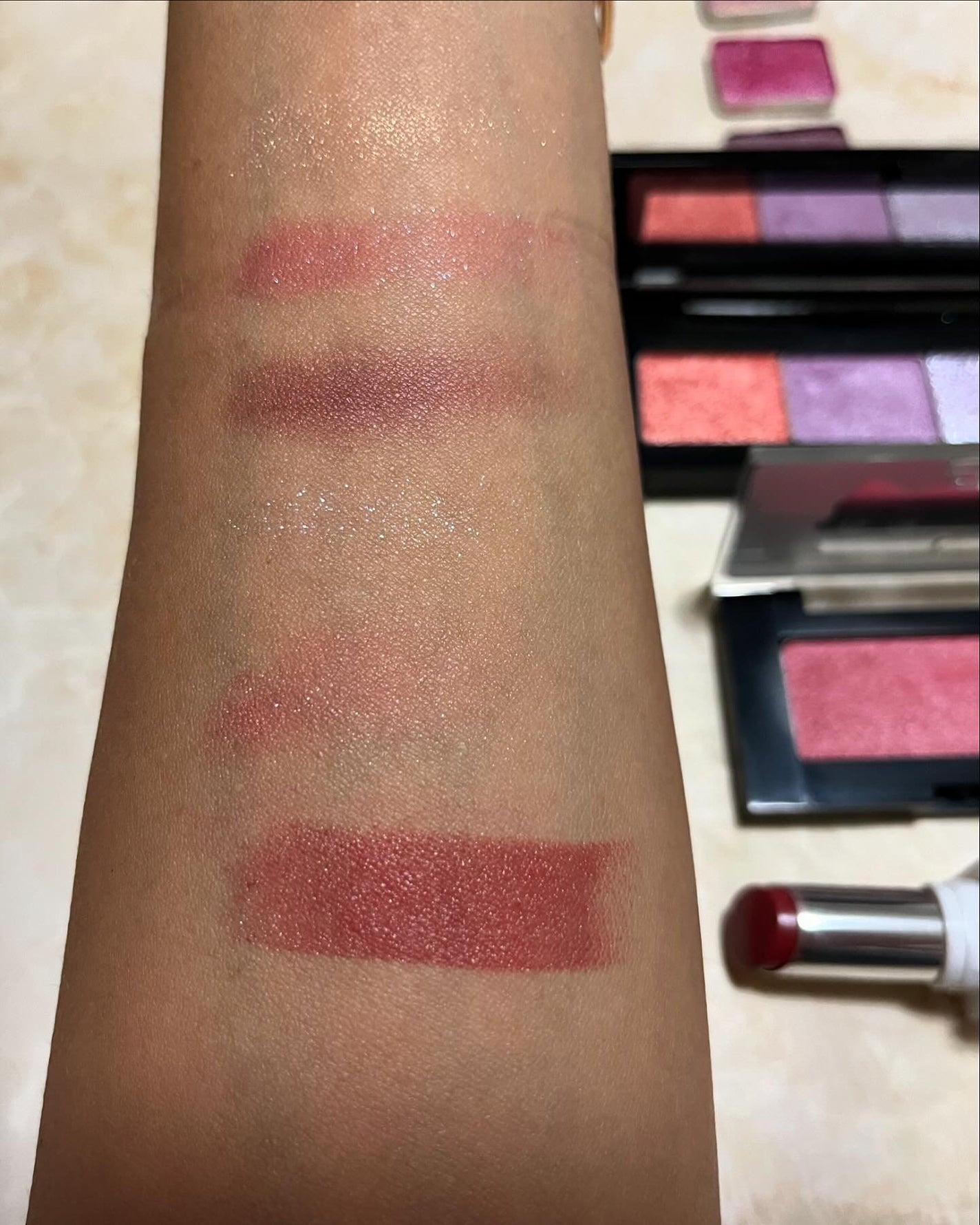 プレスド アイシャドー(レフィル)/shu uemura/単色アイシャドウを使ったクチコミ(2枚目)