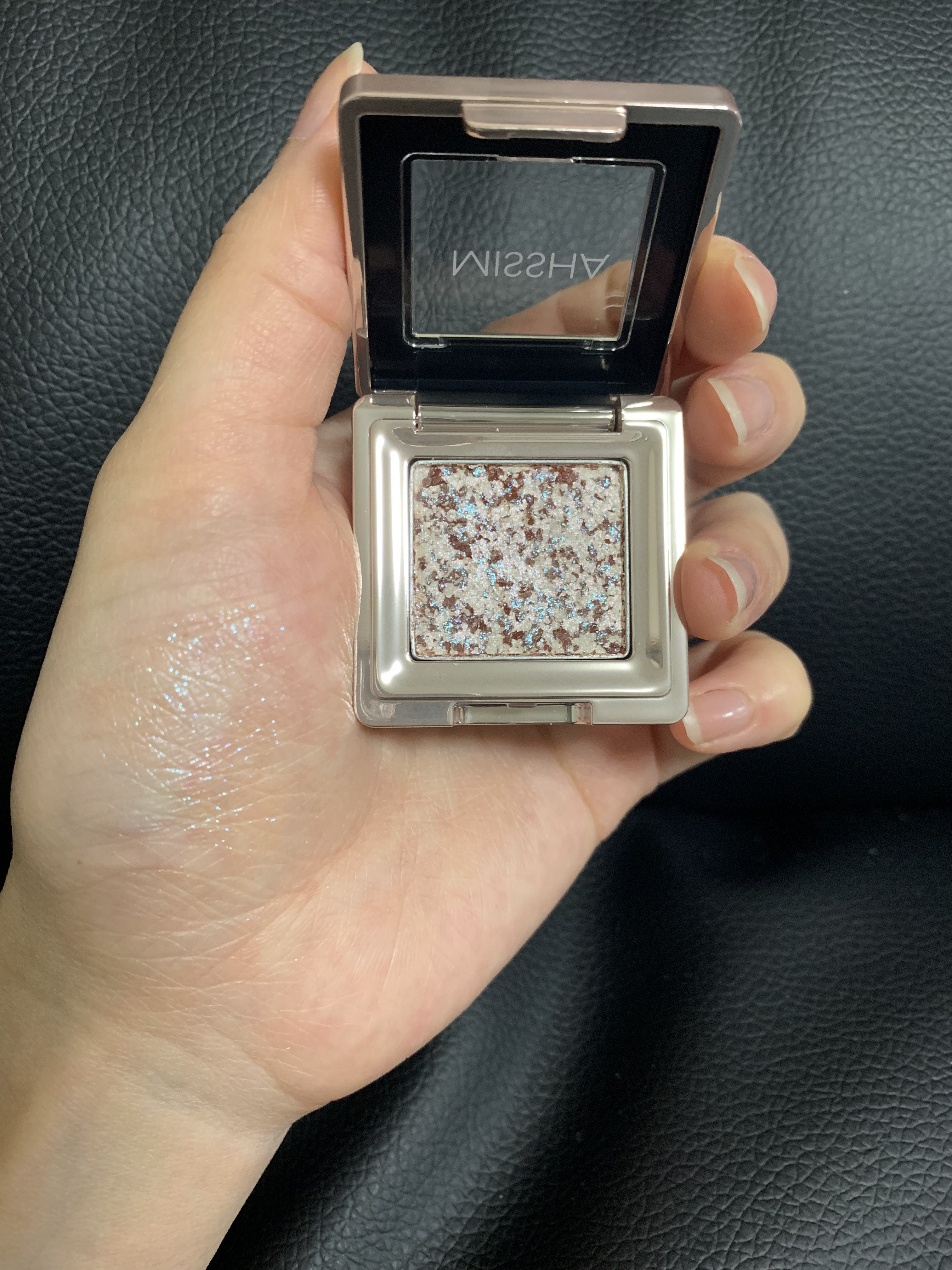 グリッタープリズム シャドウ BL01/MISSHA/グリッターを使ったクチコミ（1枚目）