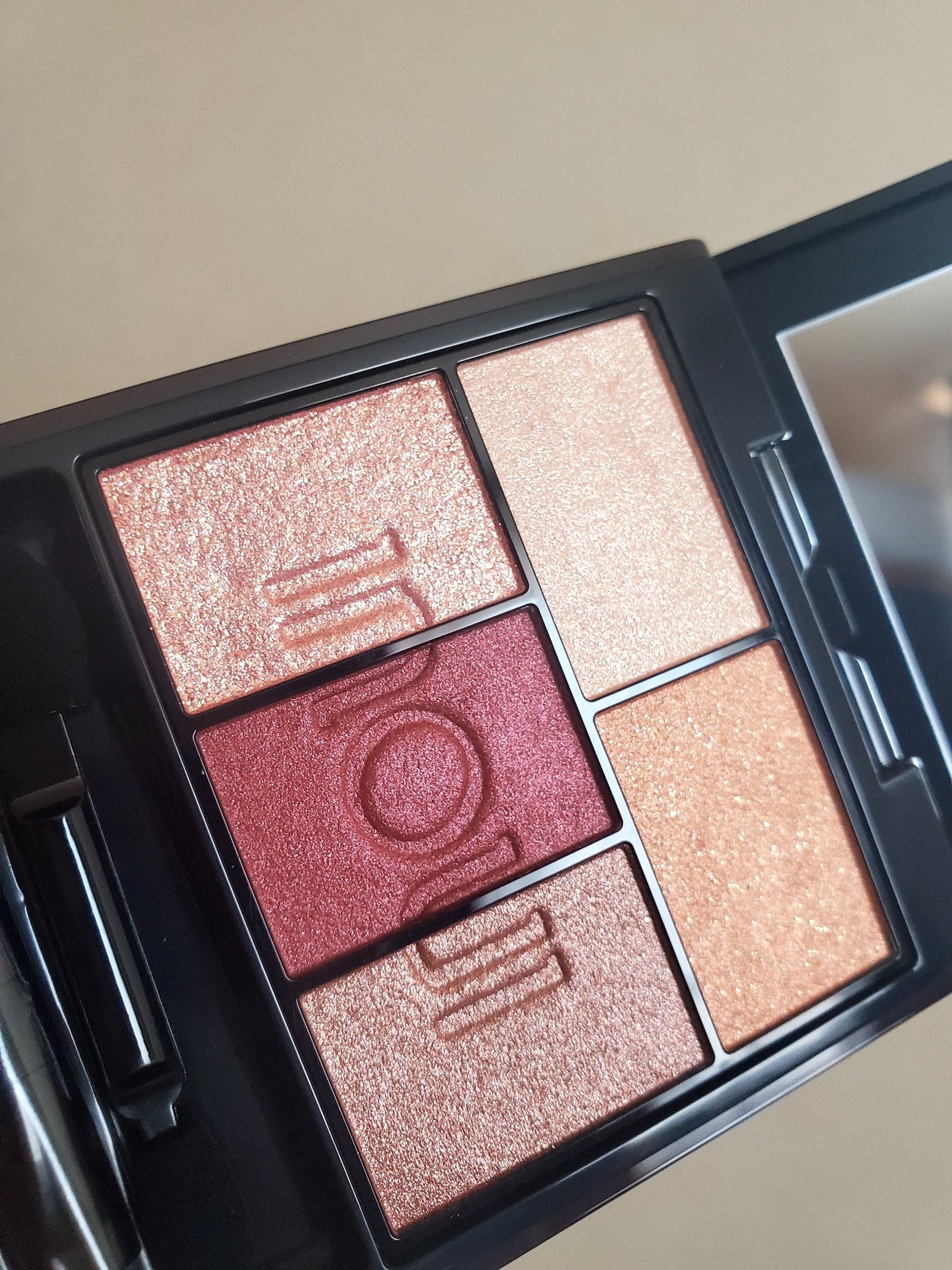 インウイ アイズ/INOUI/アイシャドウパレットを使ったクチコミ(7枚目)