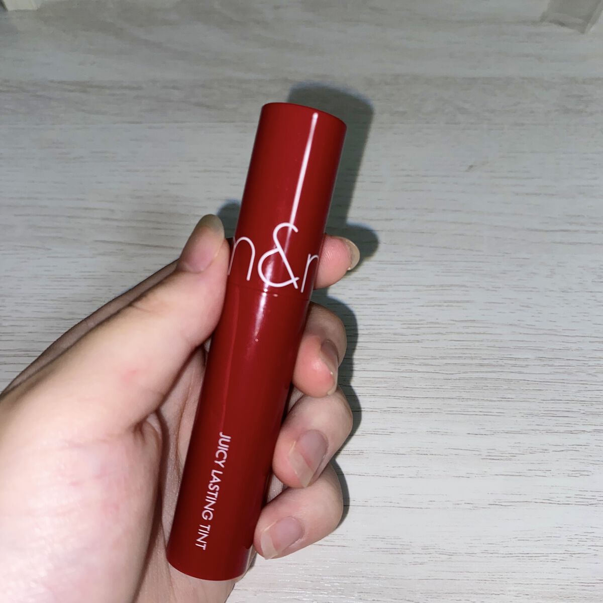 ジューシーラスティングティント/rom&nd/リップティントを使ったクチコミ（3枚目）