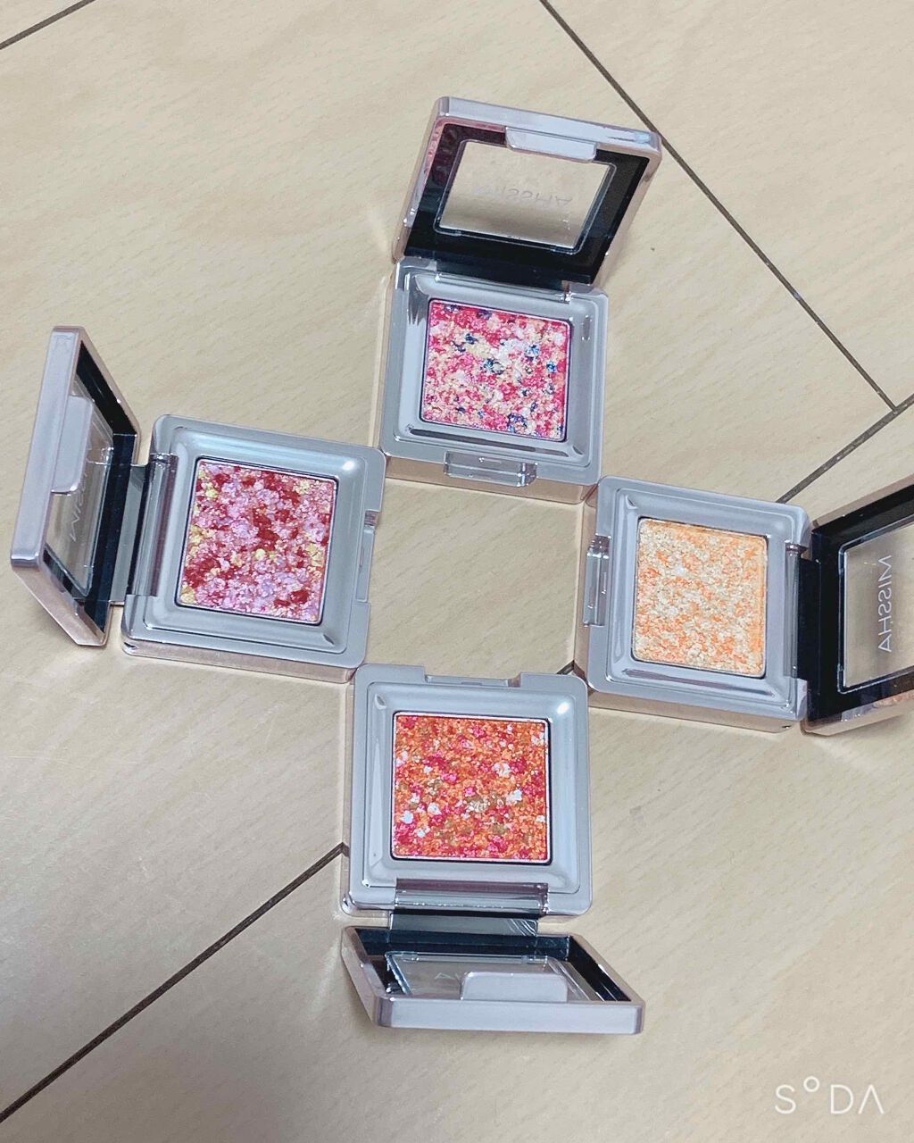 グリッタープリズム シャドウ/MISSHA/グリッターを使ったクチコミ(2枚目)