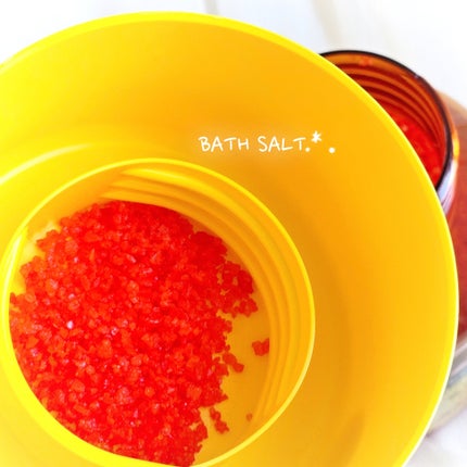 ハンドクリーム バニラ&ハニーの香り/クナイプ/ハンドクリームを使ったクチコミ(3枚目)