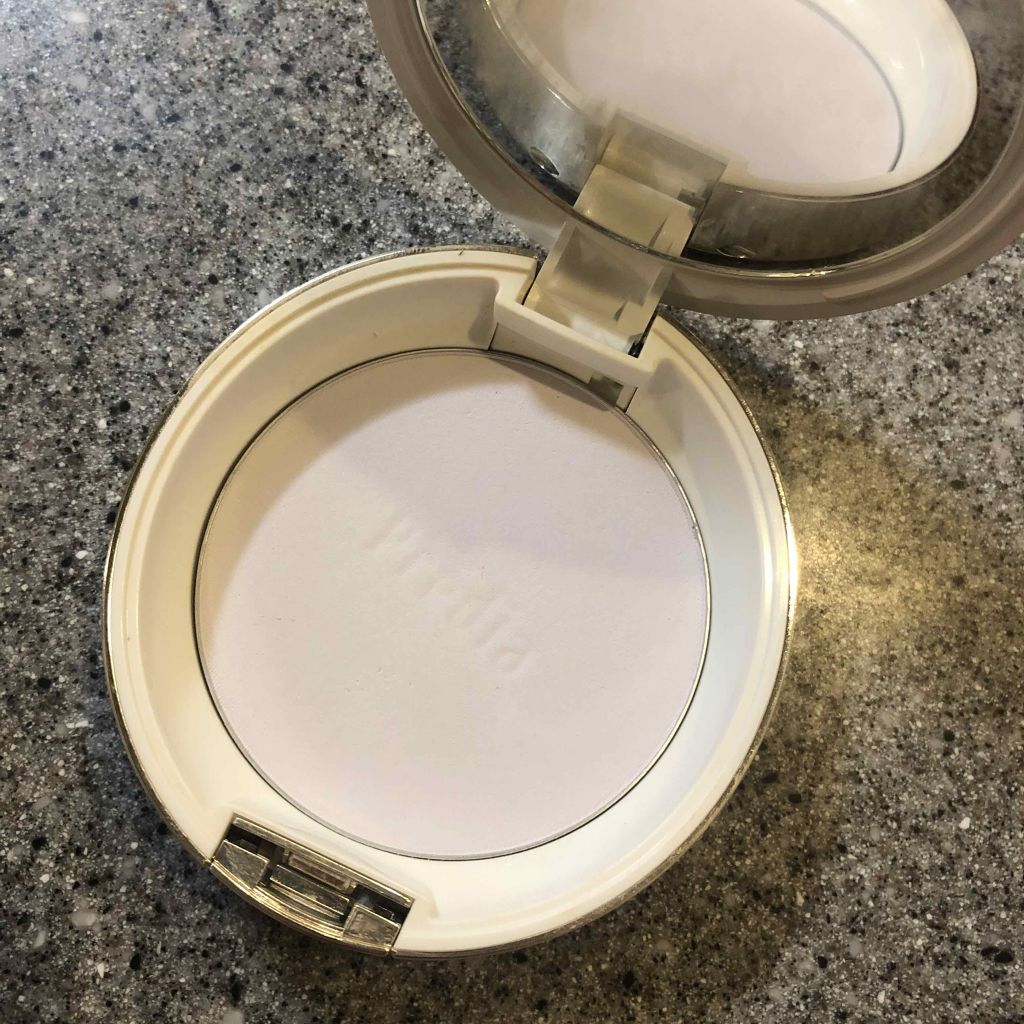 プードル エメール N/Prédia/プレストパウダーを使ったクチコミ（3枚目）