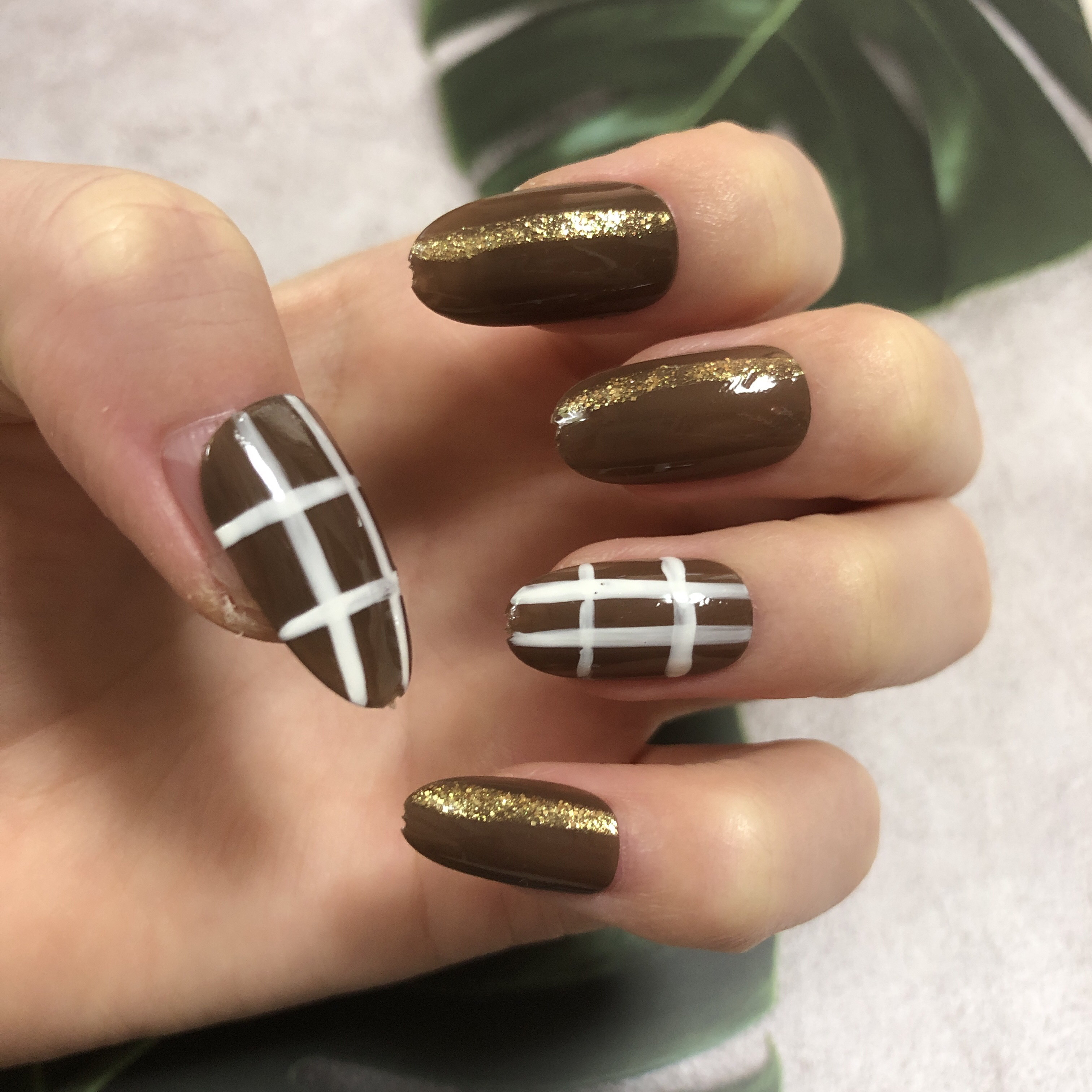 ネイル エナメル 細筆タイプ/ちふれ/マニキュアを使ったクチコミ（2枚目）