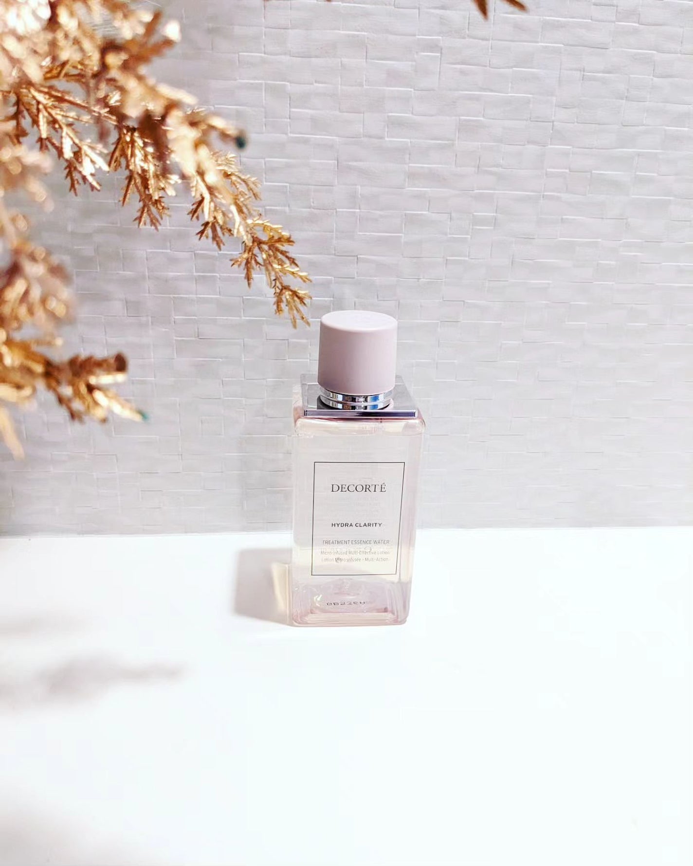 イドラクラリティ 薬用 トリートメント エッセンス ウォーター/DECORTÉ/化粧水を使ったクチコミ(1枚目)