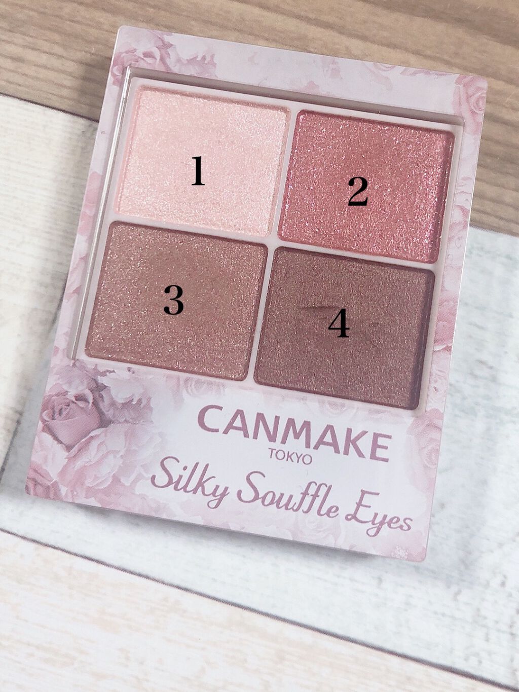 シルキースフレアイズ/キャンメイク/アイシャドウパレットを使ったクチコミ(2枚目)