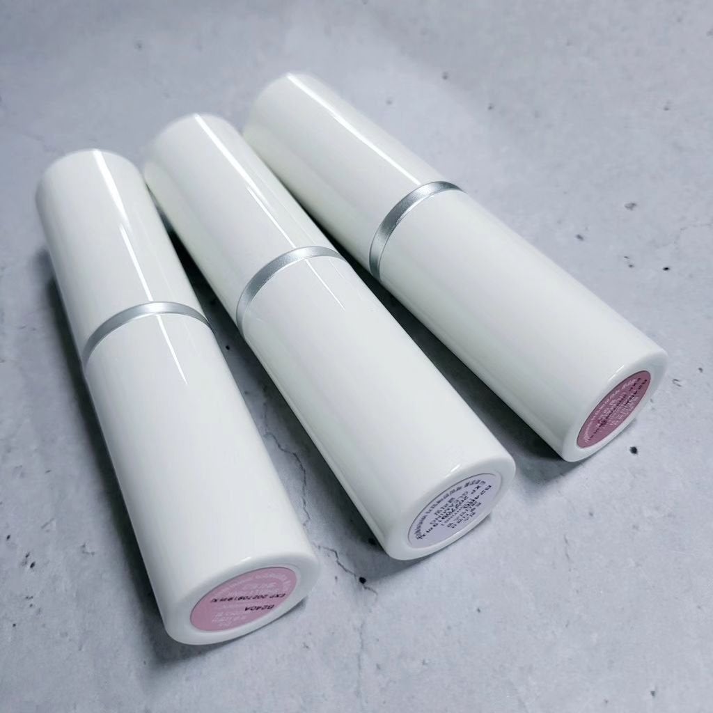 トゥルーディメンションラディアンスバーム/hince/スティックハイライトを使ったクチコミ(3枚目)