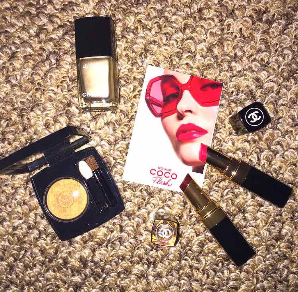 オンブル プルミエール プードゥル/CHANEL/単色アイシャドウを使ったクチコミ（1枚目）