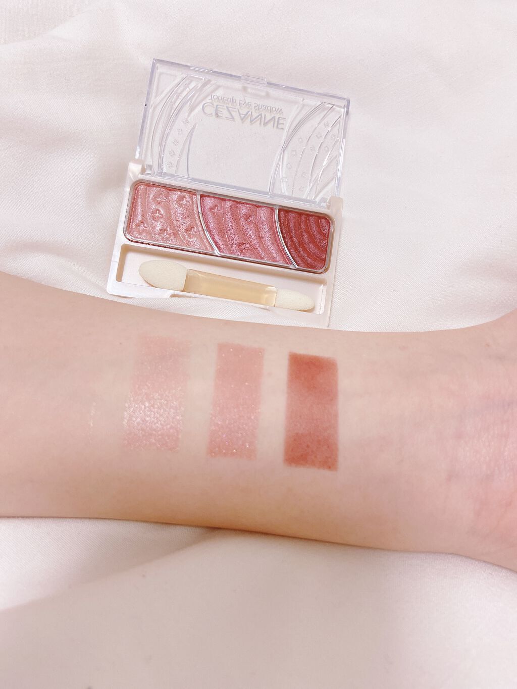 りんごあめ on LIPS 「〜ブルベさん大勝利!!〜こんばんはりんご飴です!今回はCEZA..」(2枚目)