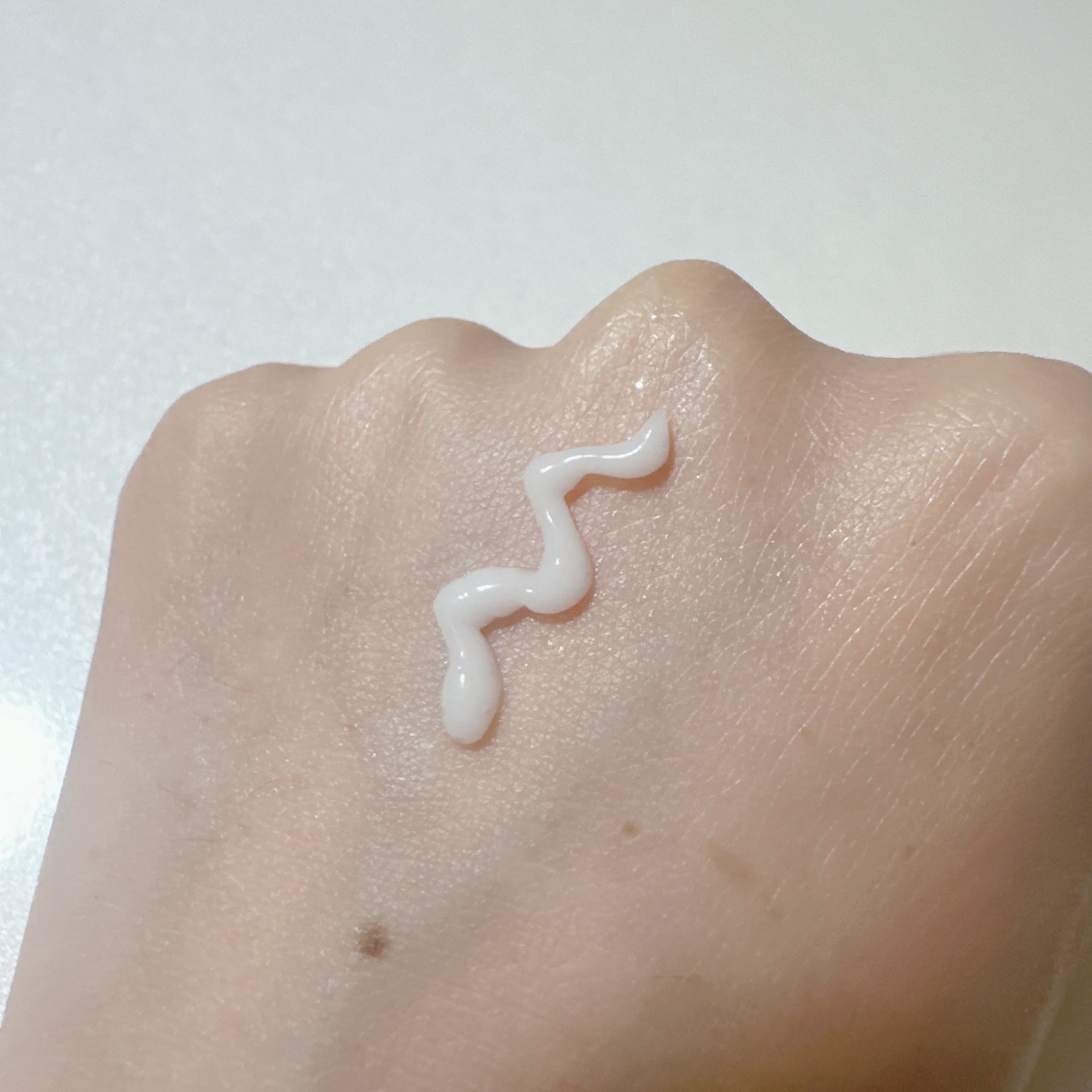 トラネキサム酸＋グルタチオン アイクリーム/MARY&MAY/アイケア・アイクリームを使ったクチコミ（3枚目）