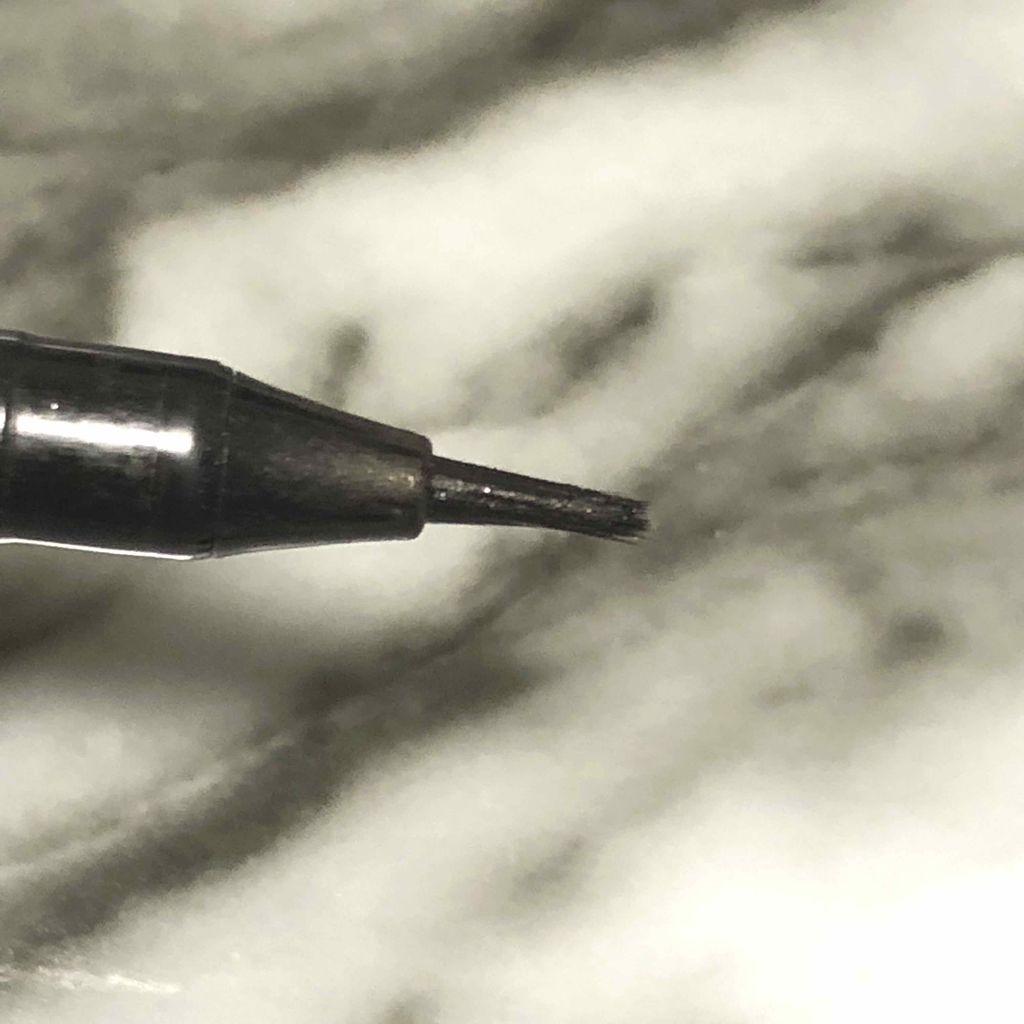 サナ ニューボーン WアイライナーEXのクチコミ「こちら使い切りました😊

片方リキッド片方ペンシルの
アイライナーなので持ち運びに🙆‍♀️

.....」（2枚目）