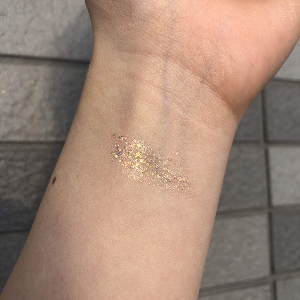 MD ドリーミーグリッター 04 CORAL GLORY/mude./グリッターを使ったクチコミ（2枚目）