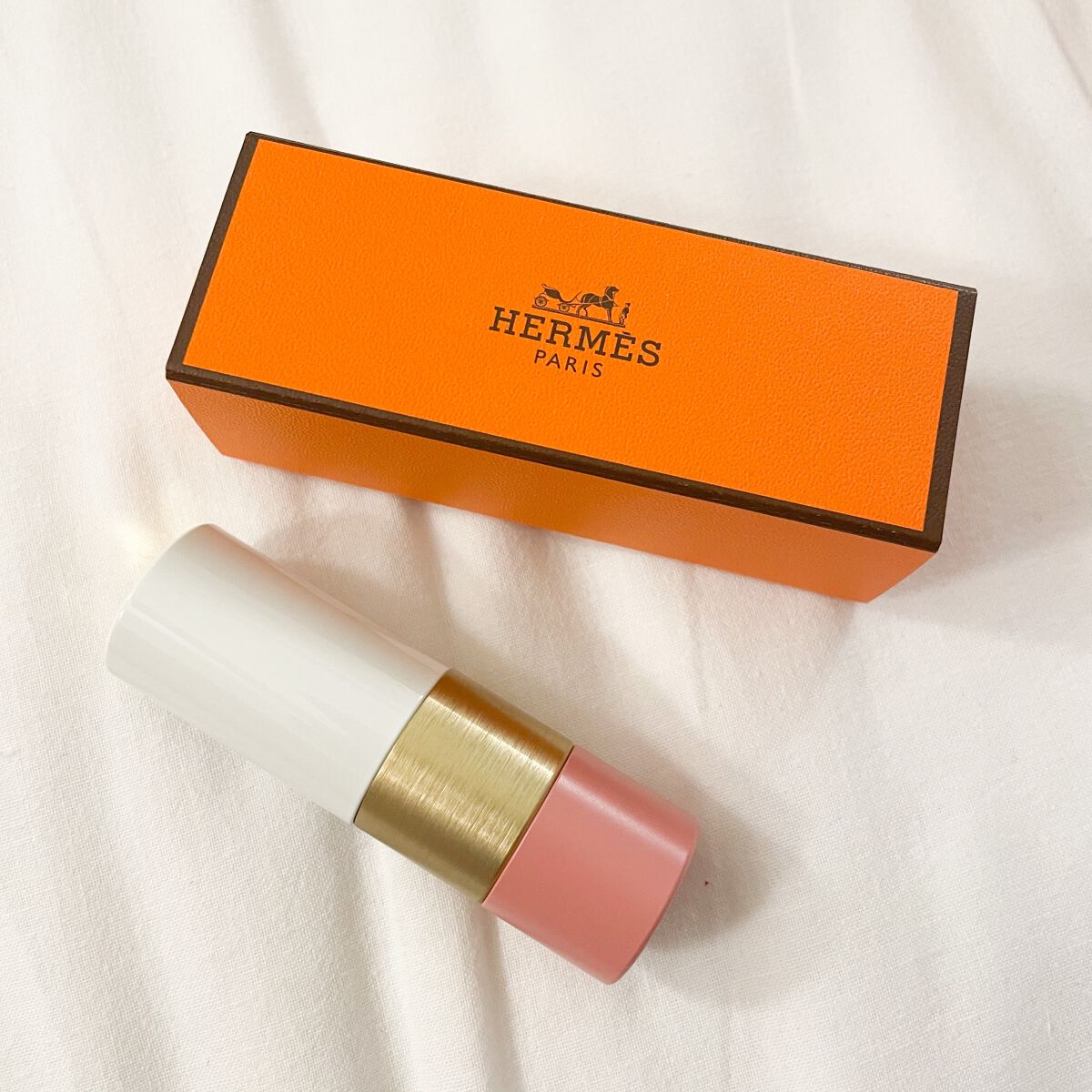 ローズ・エルメス ローズ ア レーヴル 49/エルメス/口紅を使ったクチコミ（1枚目）