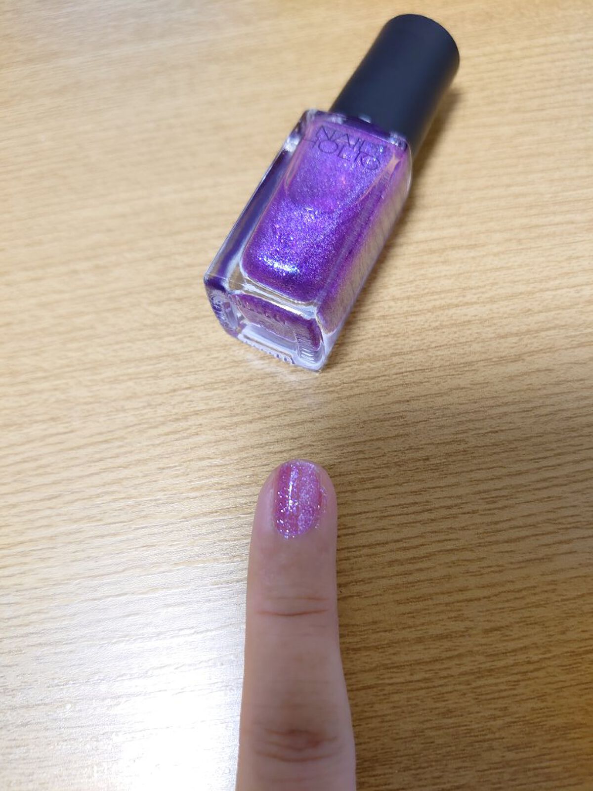 ネイルホリック Glamour Glitter OR272/ネイルホリック/マニキュアを使ったクチコミ（2枚目）