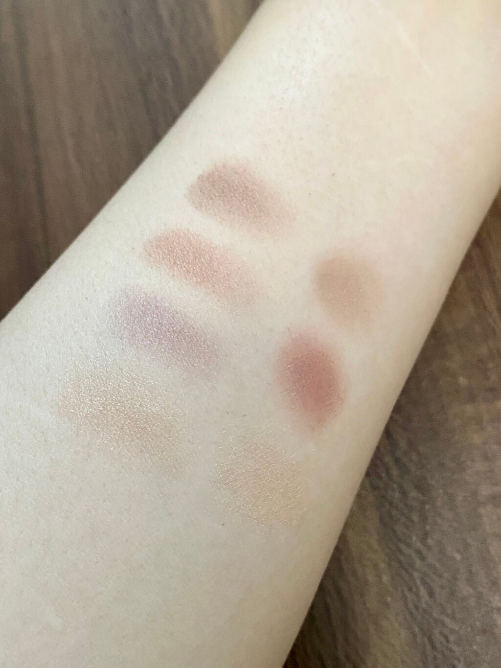 あおい on LIPS 「ふんわりニュアンスチェンジできるモーブブラウンexcelパウダ..」(3枚目)