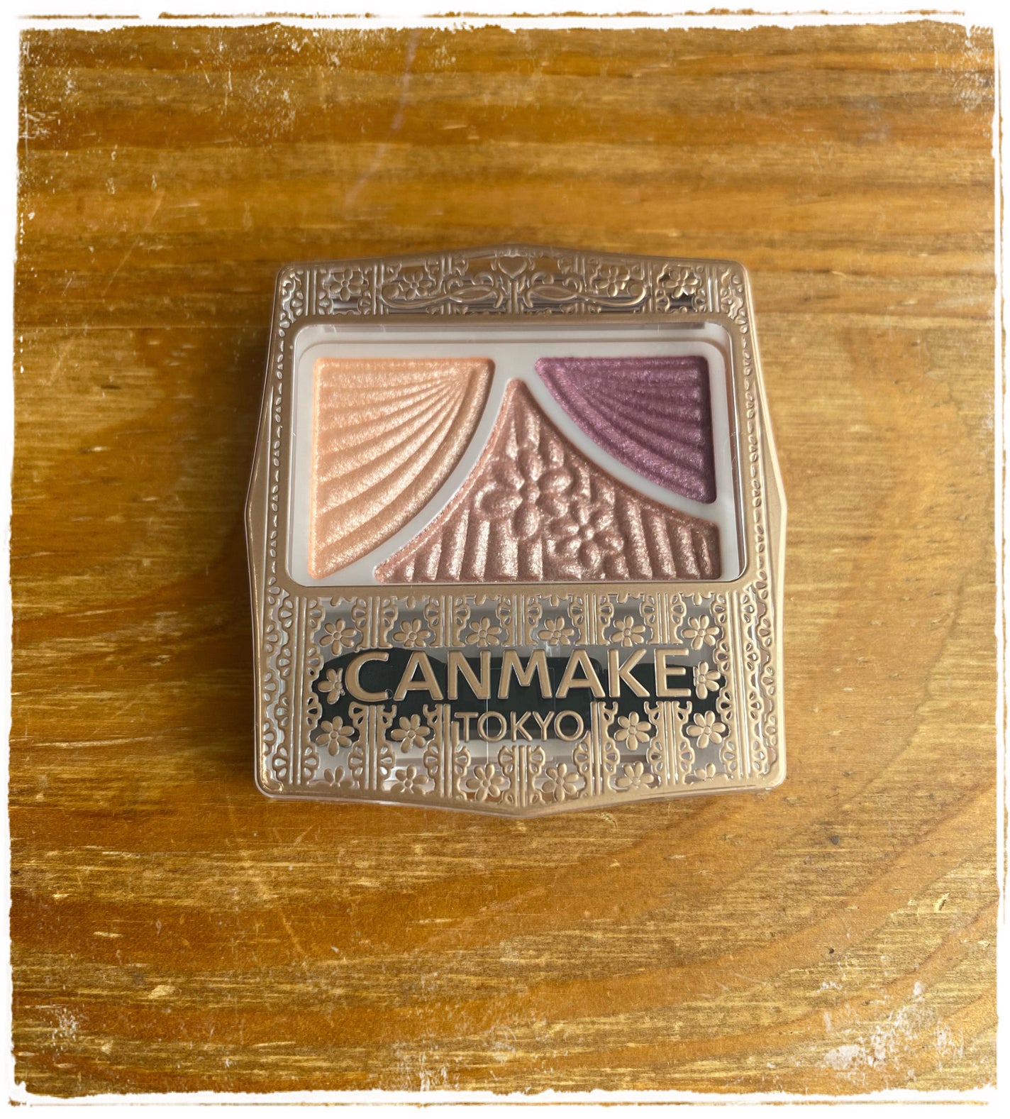 ジューシーピュアアイズ/キャンメイク/アイシャドウパレットを使ったクチコミ(1枚目)
