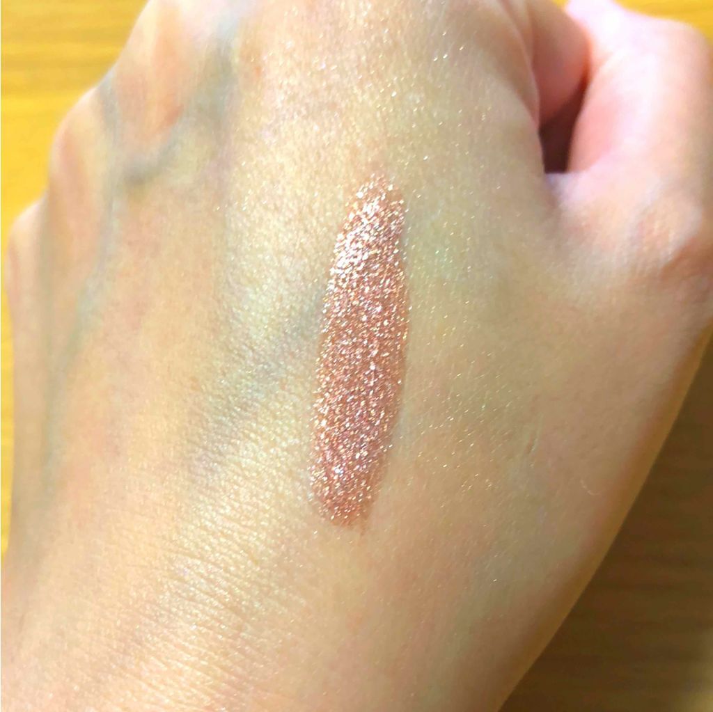 ロングウェアスパークルスティック 05 ローズクォーツ/BOBBI BROWN/スティックアイシャドウを使ったクチコミ（2枚目）