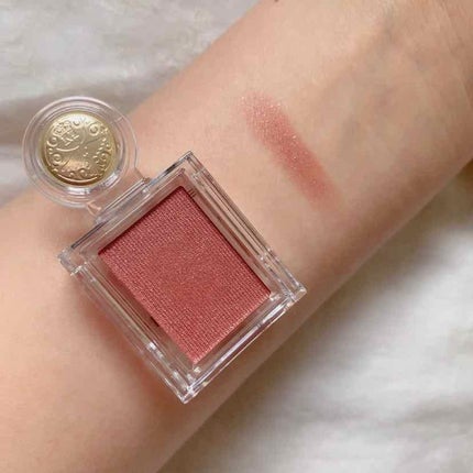 シャドーカスタマイズ/MAJOLICA MAJORCA/単色アイシャドウを使ったクチコミ(2枚目)