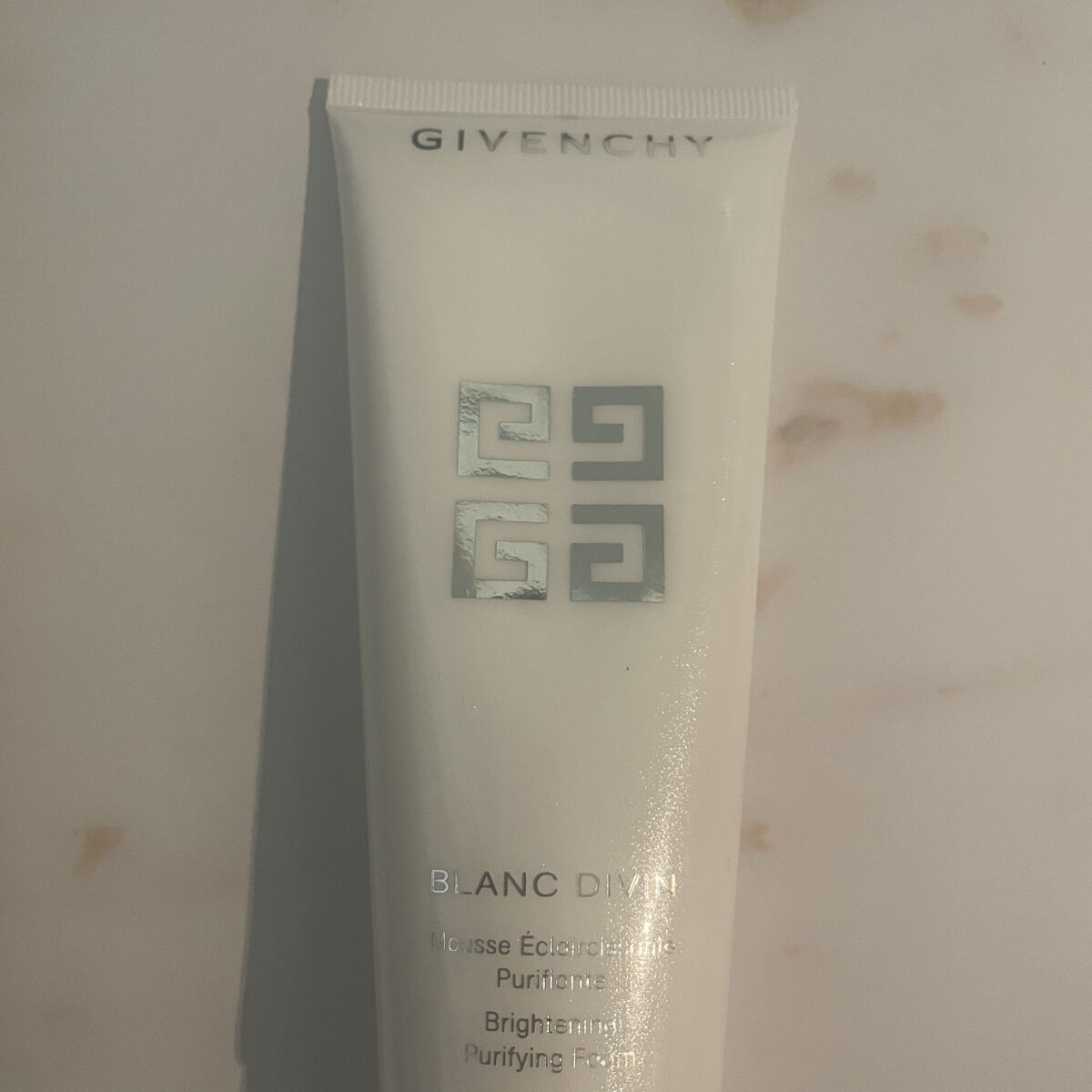 新品 ジバンシィ ブラン ディヴァン フォーム２点 試してみた】ブラン ディヴァン フォーム GIVENCHYの効果・肌質