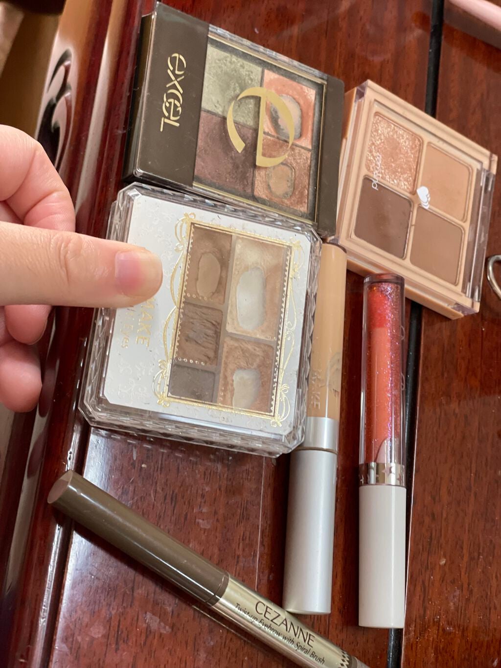 パーフェクトマルチアイズ/キャンメイク/アイシャドウパレットを使ったクチコミ(2枚目)