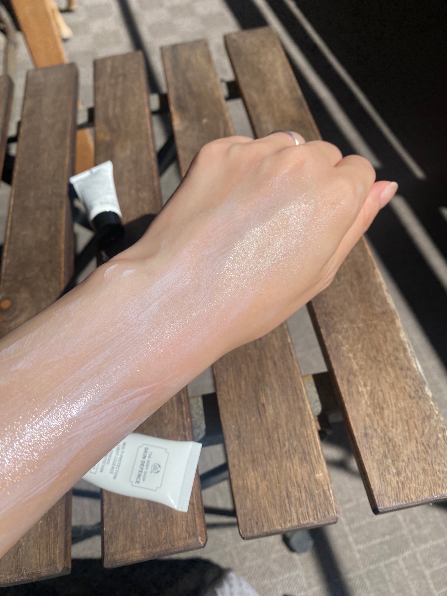 スキンディフェンス プロテクションローション SPF50+ PA++++/THE BODY SHOP/日焼け止めローションを使ったクチコミ(5枚目)