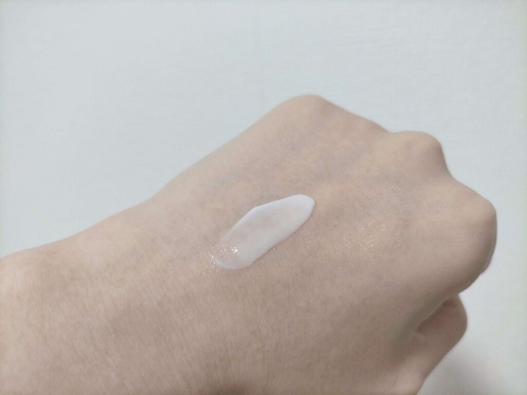 プラセホワイター 薬用美白アイクリーム/明色/アイケア・アイクリームを使ったクチコミ(3枚目)