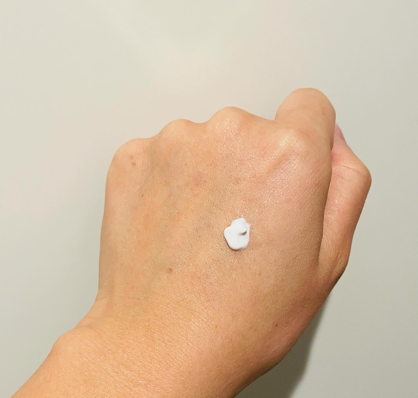 シカプラスト リペアクリーム B5+	/ラ ロッシュ ポゼ/フェイスクリームを使ったクチコミ（3枚目）