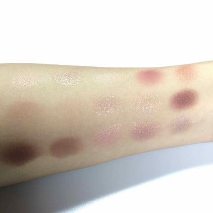 プレイカラーアイパレット ランジェリーバックステージ/ETUDE/アイシャドウパレットを使ったクチコミ(2枚目)