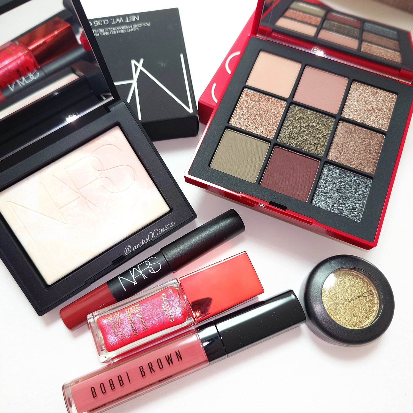 クラッシュドオイル インフューズド グロス 03 ニューロマンティック/BOBBI BROWN/リップグロスを使ったクチコミ（1枚目）