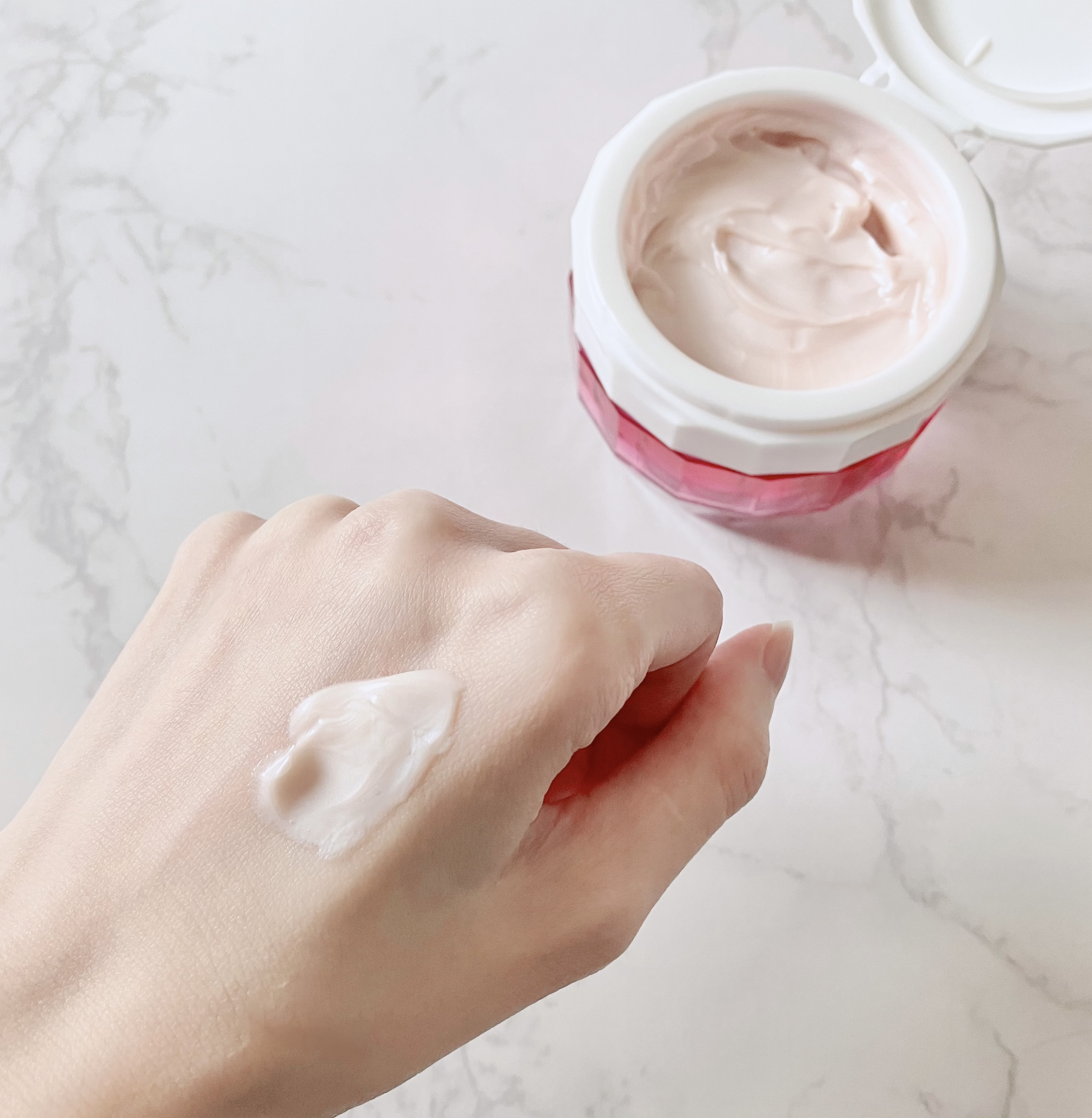 薬用 リンクル美コルセットゲル/プリオール/オールインワン化粧品を使ったクチコミ（2枚目）