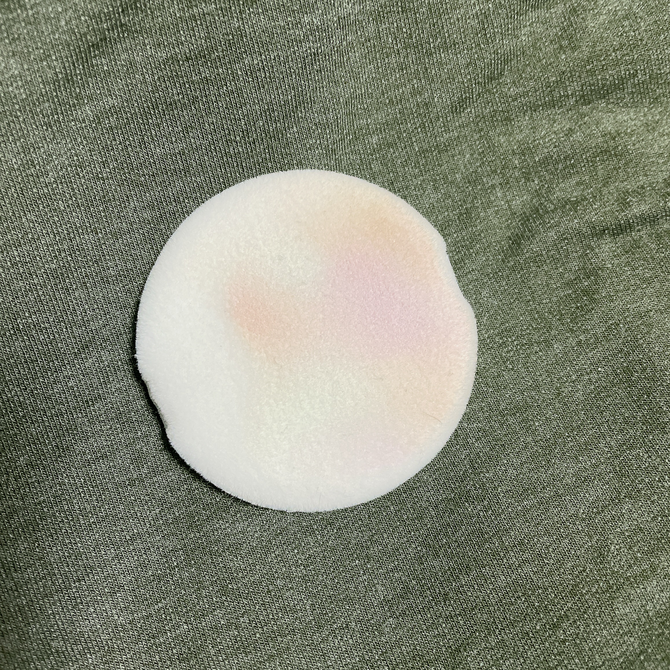 マルチカラーフェイスパウダー/Dolly Angel/プレストパウダーを使ったクチコミ（3枚目）