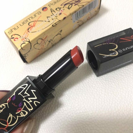 ルージュ アンリミテッド アンプリファイド<2019年クリスマスコフレ限定>/shu uemura/口紅を使ったクチコミ(2枚目)