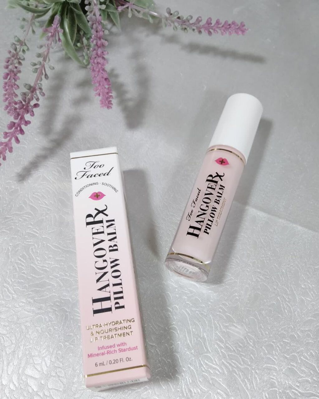 ～トゥー フェイスド ハングオーバー～ ピロー バーム リップ トリートメント/Too Faced/リップ美容液を使ったクチコミ（2枚目）