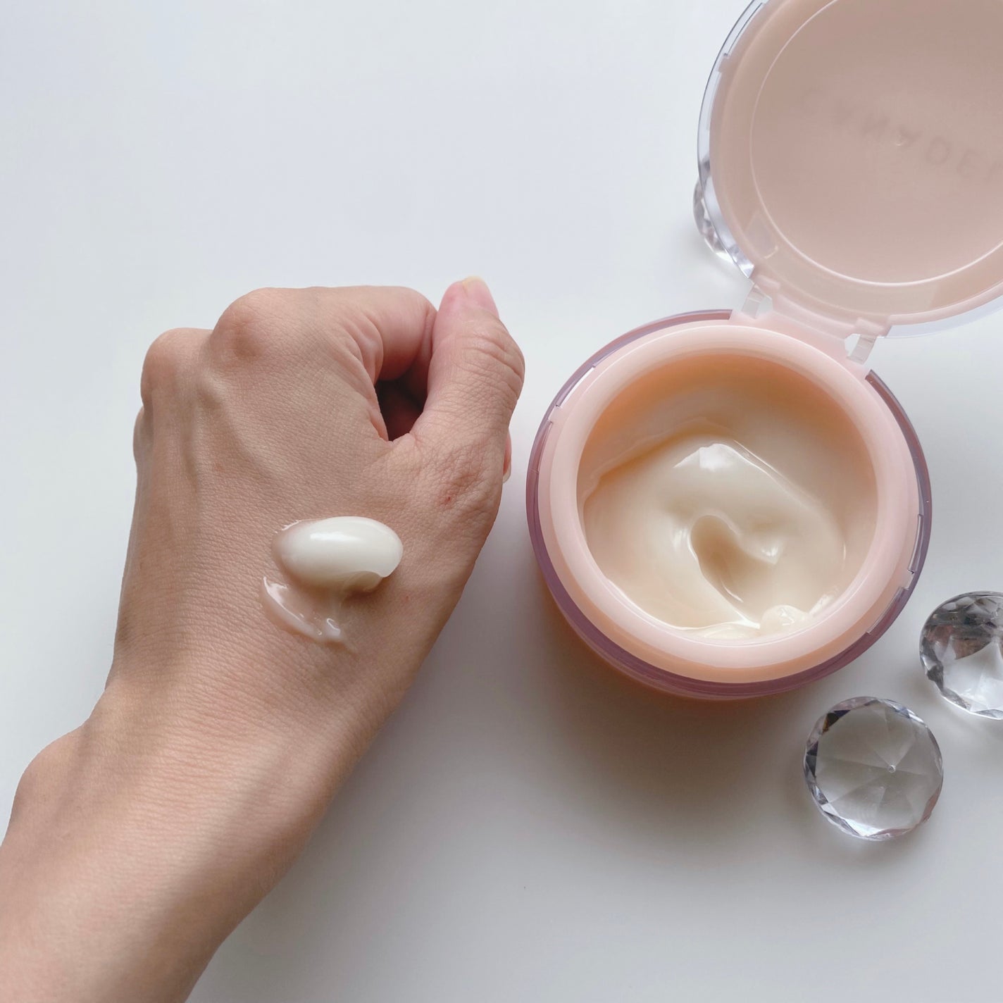 プレミアリフト オールインワン/CANADEL/オールインワン化粧品を使ったクチコミ(4枚目)