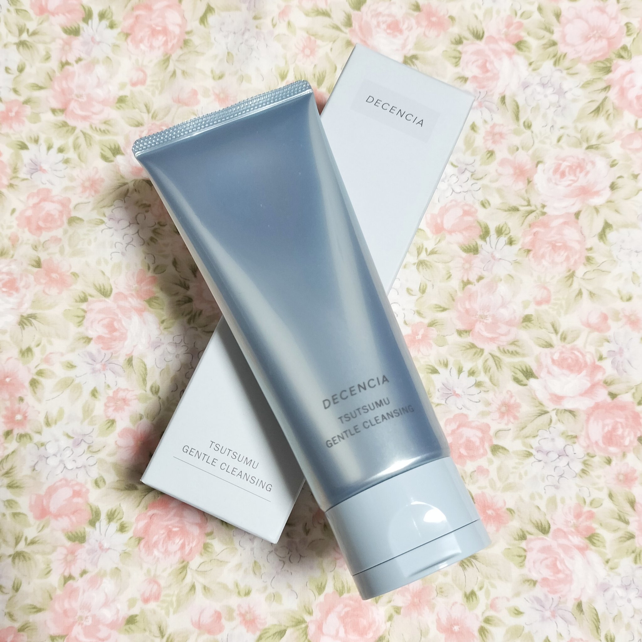 DECENCIA ディセンシア つつむ ジェントル クレンジングのクチコミ「敏感肌用のクレンジングクリームで、
やわらかめのテクスチャーながらクッション性のあるクリームが.....」（1枚目）