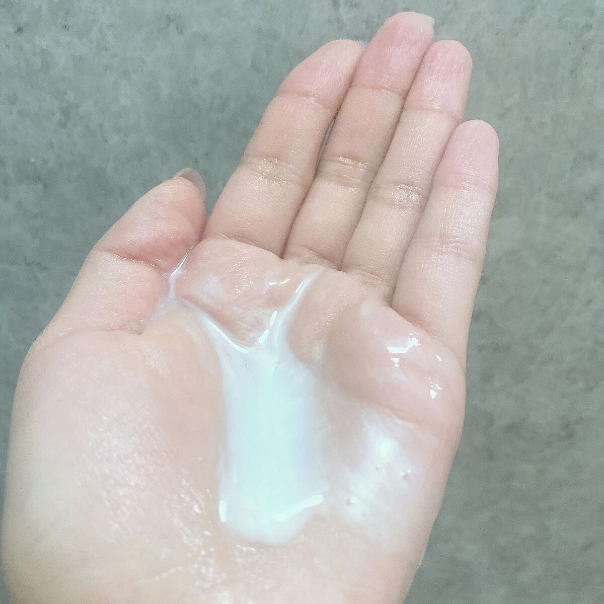 フォルムコントロール ヘアオイル Ｗ/スティーブンノル ニューヨーク/ヘアオイルを使ったクチコミ（2枚目）