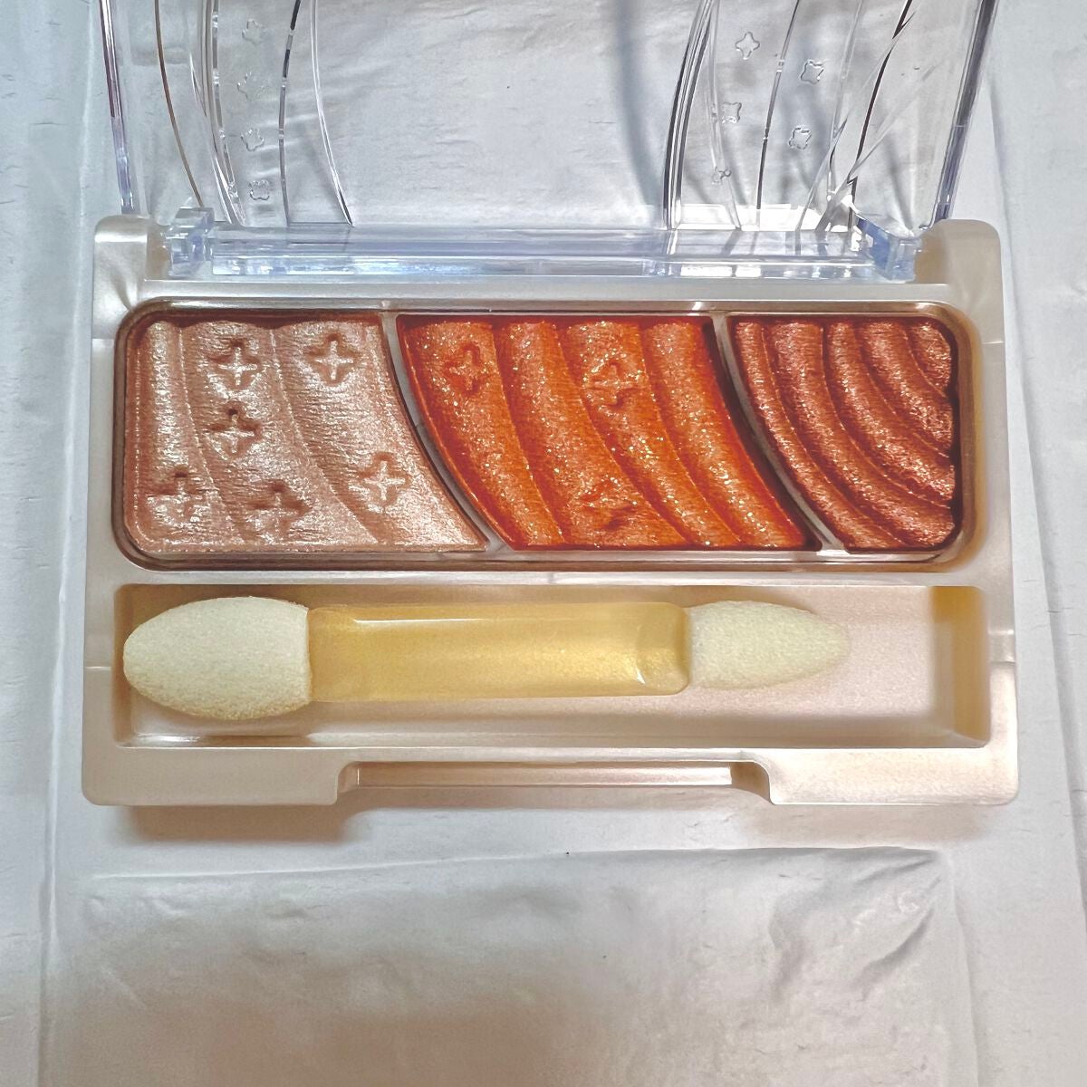 トーンアップアイシャドウ/CEZANNE/アイシャドウパレットを使ったクチコミ(1枚目)