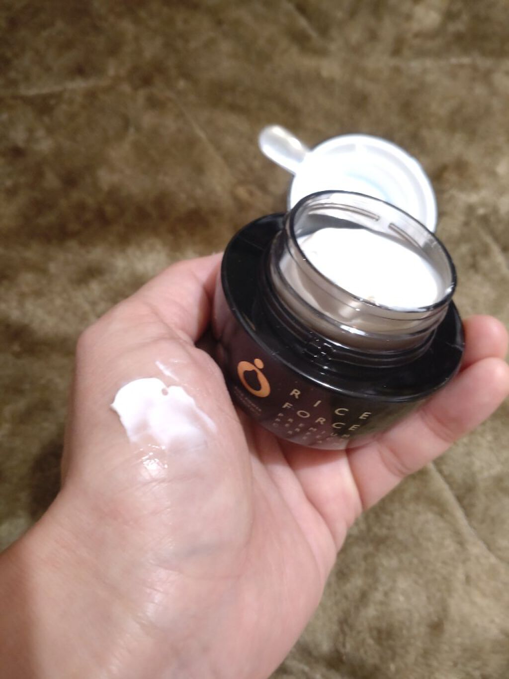 プレミアムパーフェクトクリーム/ライスフォース/フェイスクリームを使ったクチコミ（3枚目）