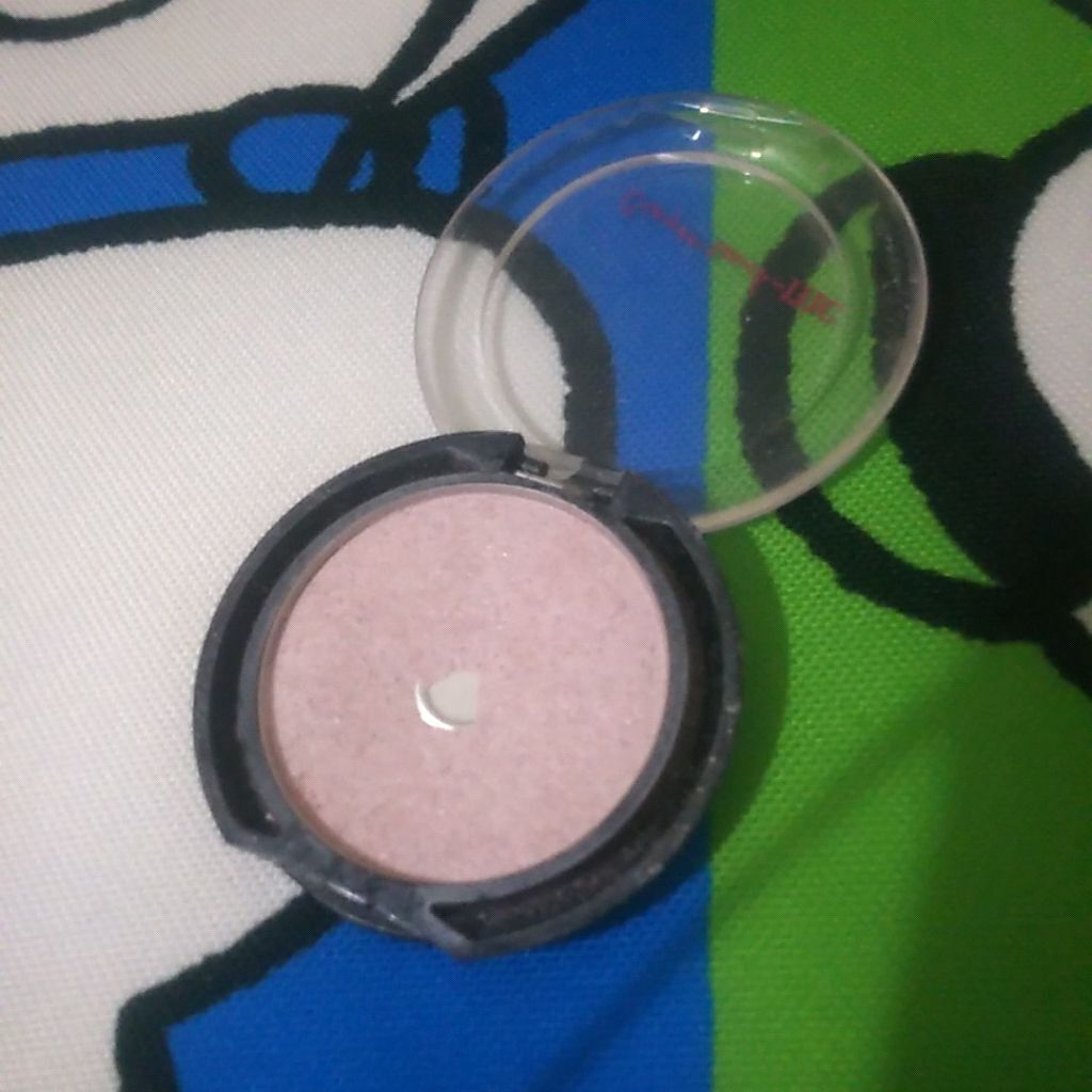 フェイスパウダー/crayontouch-me/ルースパウダーを使ったクチコミ（2枚目）