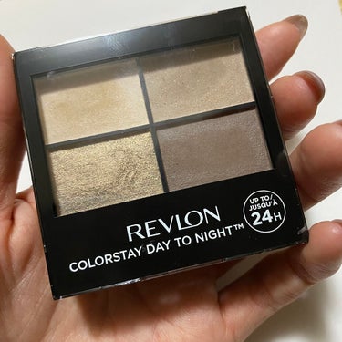 高密着オイル in アイシャドウ！？

いつものタイトルとか入れるの忘れた😭
やっちゃった〜笑

👀REVLON 
　カラーステイ デイ トゥ ナイト アイシャドウ クアッド 500アディクティブ

⭐