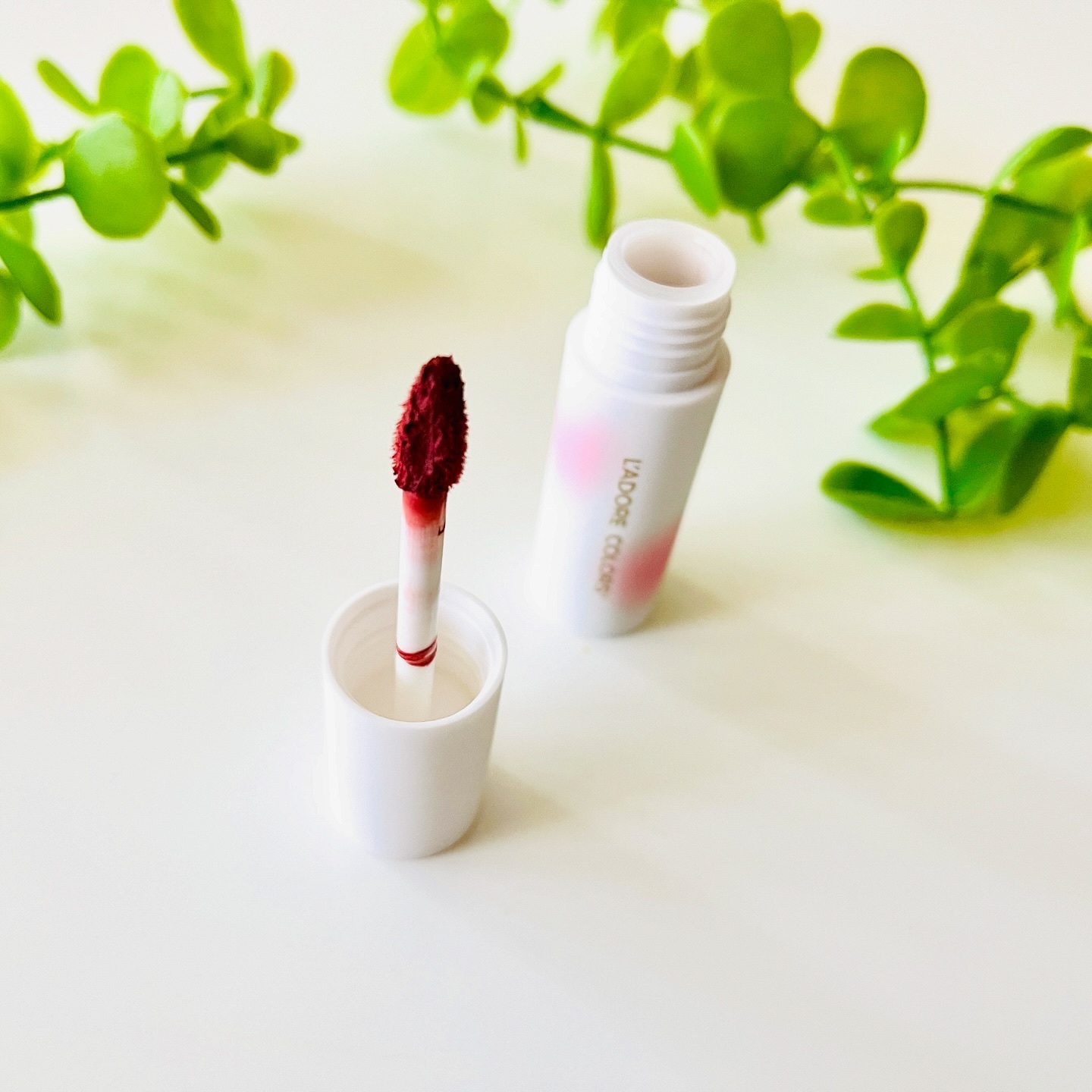 スフレマットリップ/L'adore Colors/口紅を使ったクチコミ（2枚目）