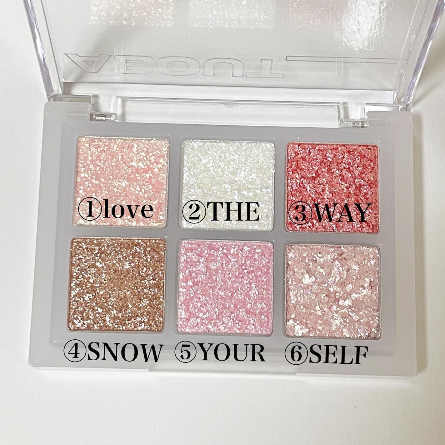 saki56 on LIPS 「✨✨✨✨✨【アバウトトーン】オーマイグリッターポップ02.マイ..」(3枚目)