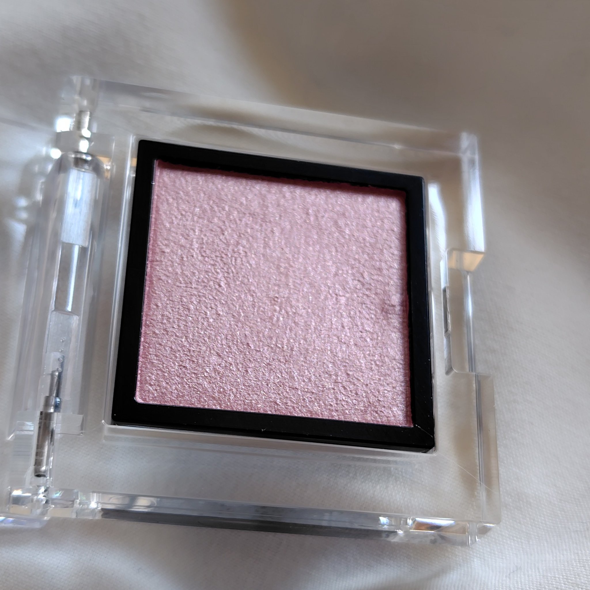 アディクション ザ アイシャドウ パール/ADDICTION/単色アイシャドウを使ったクチコミ（2枚目）