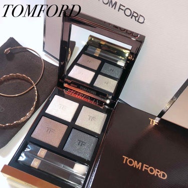 アイ カラー クォード/TOM FORD BEAUTY/パウダーアイシャドウを使ったクチコミ（1枚目）