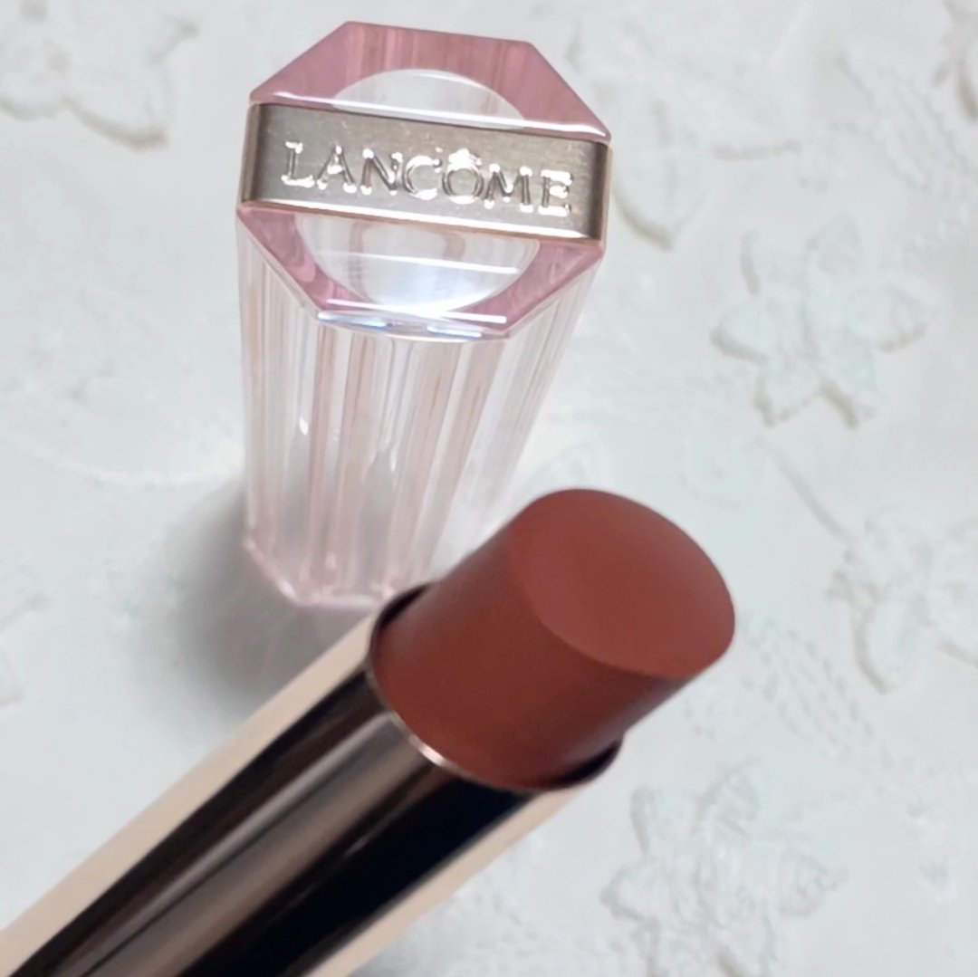 イドル リップ バターグロウ 53 ザ ティー イズ ホット/LANCOME/口紅を使ったクチコミ（1枚目）