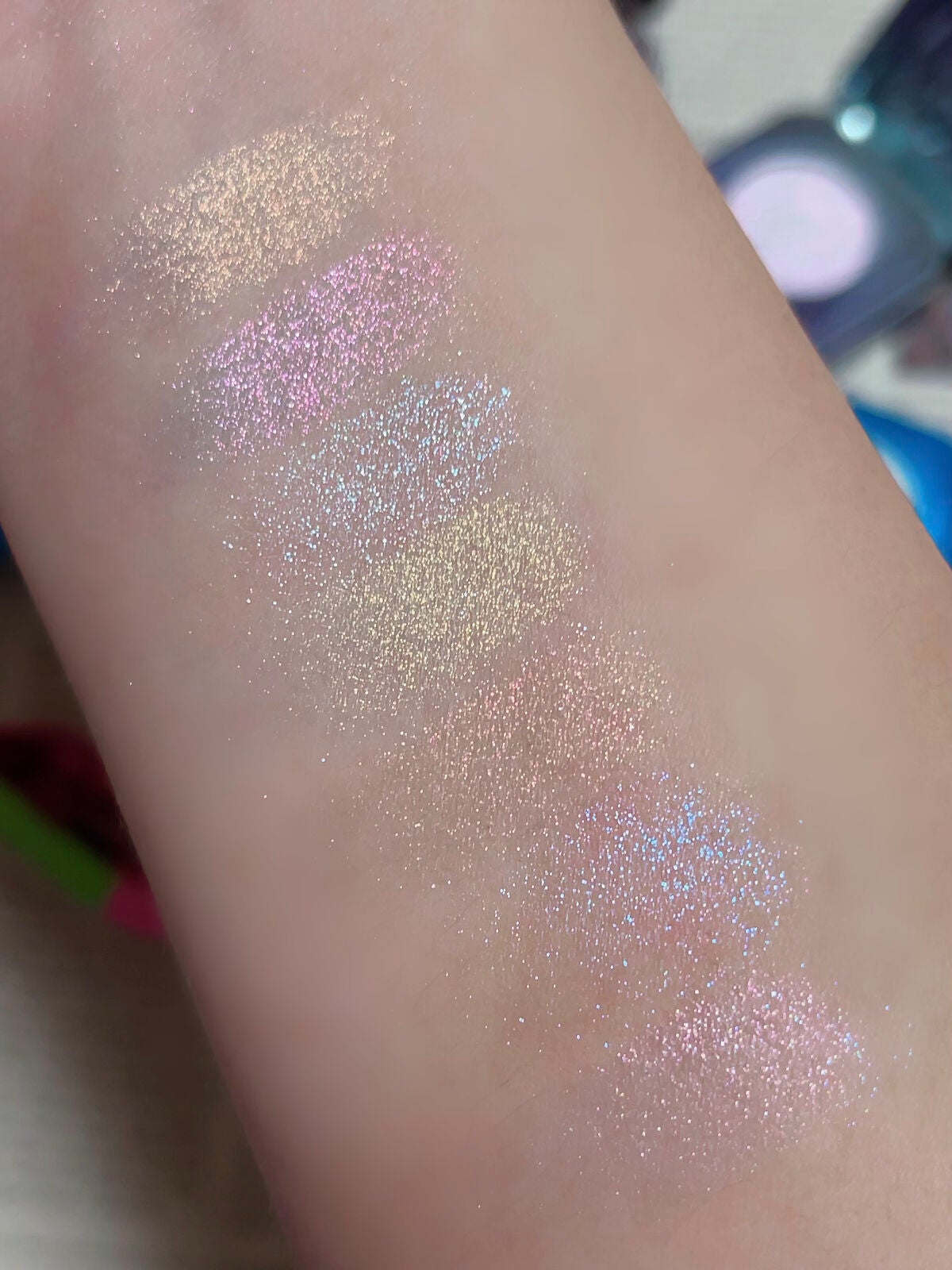 space age highlighter/Kaleidos Makeup/パウダーハイライトを使ったクチコミ(3枚目)