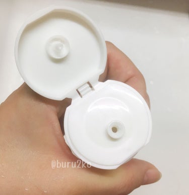クリアミルク/BENEFIQUE/洗顔フォームを使ったクチコミ（4枚目）